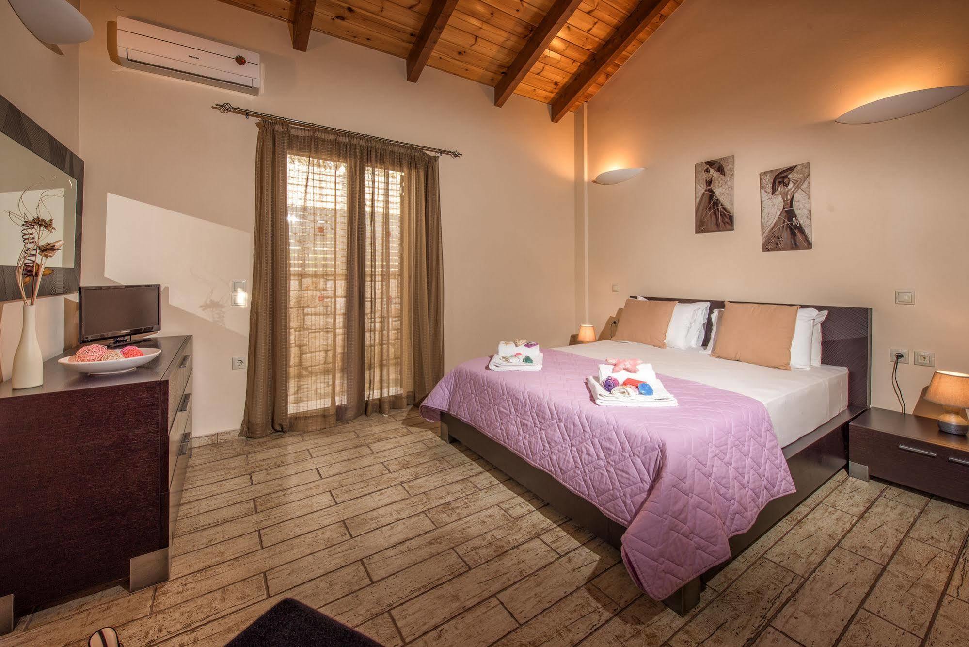 Astarte Villas - Kyveli Villa Vanato Exterior photo